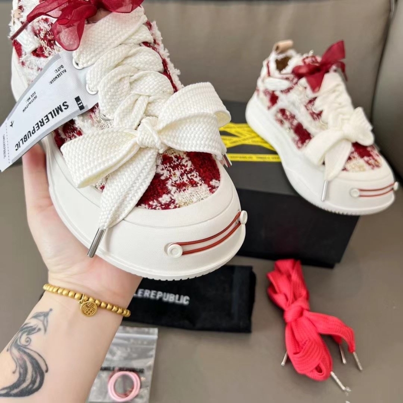 Smilerepublic Canvas Shoes